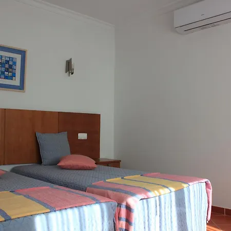 Apartamentos Colina Do Mar Downtown Albufeira Exterior photo